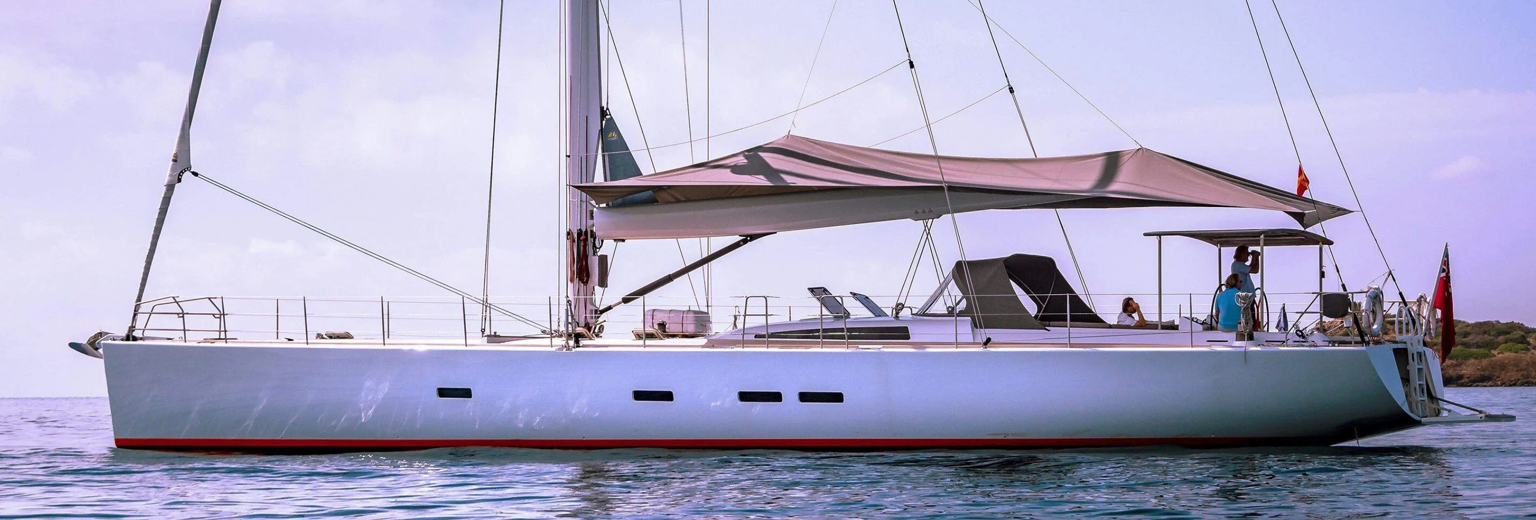 Monocoques de Moins de 30 m : l’Essence de la Navigation à la Voile