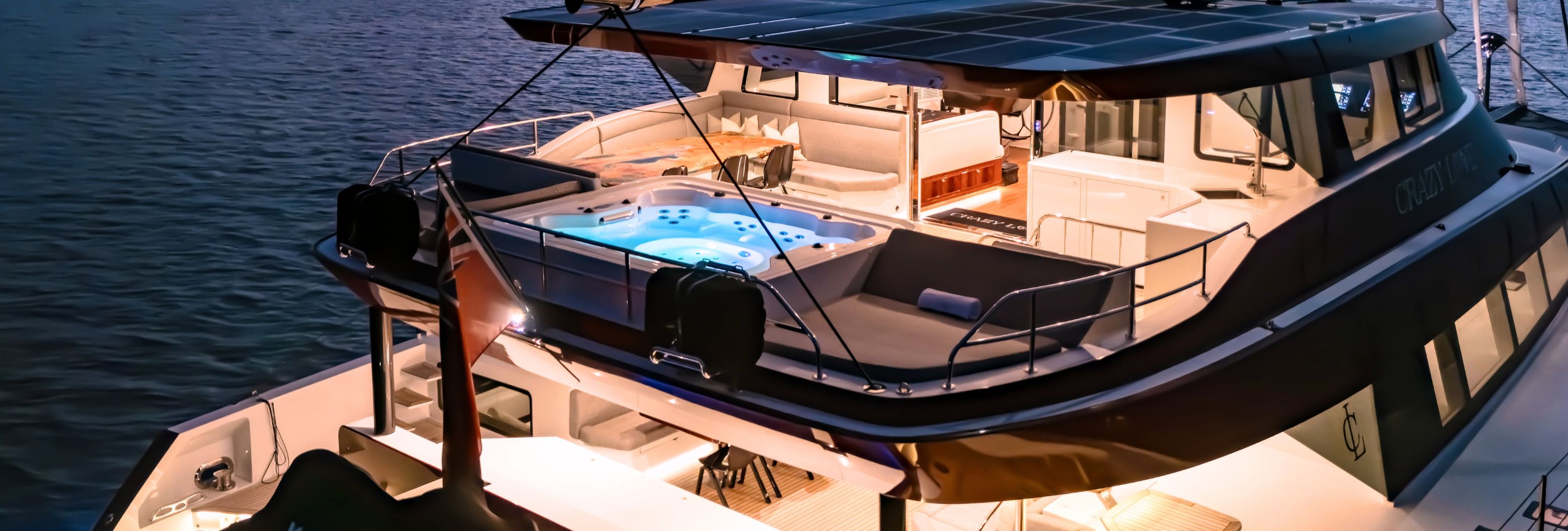 Catamarans Uniques à Louer avec leur équipage