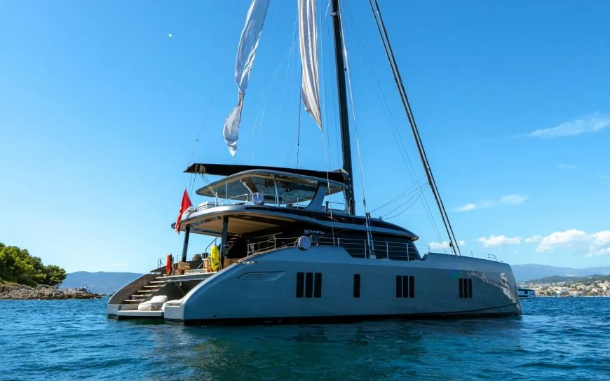 APOLLO 99 : Été 2026 en Espagne et en Grèce !