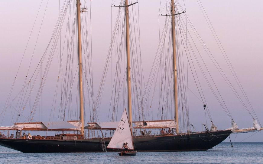 La goélette ATLANTIC de 65 m rejoint la flotte de location de BGYB