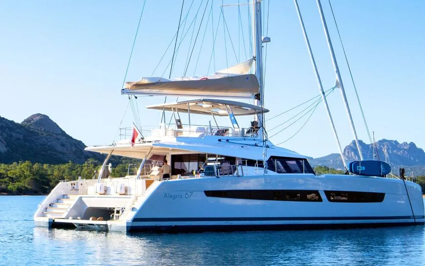 BLUESATION : Nouvelles Images de ce Catamaran Fountaine Pajot !