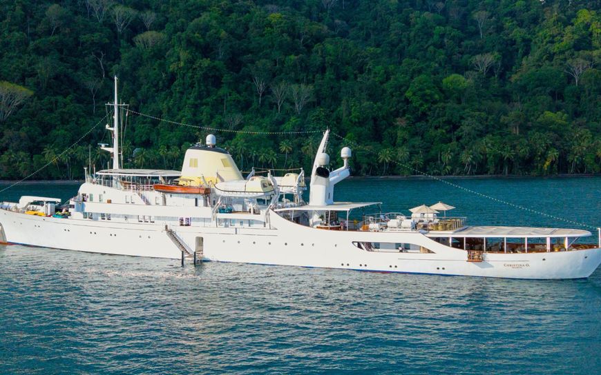 Yacht Iconique 99m CHRISTINA O : 