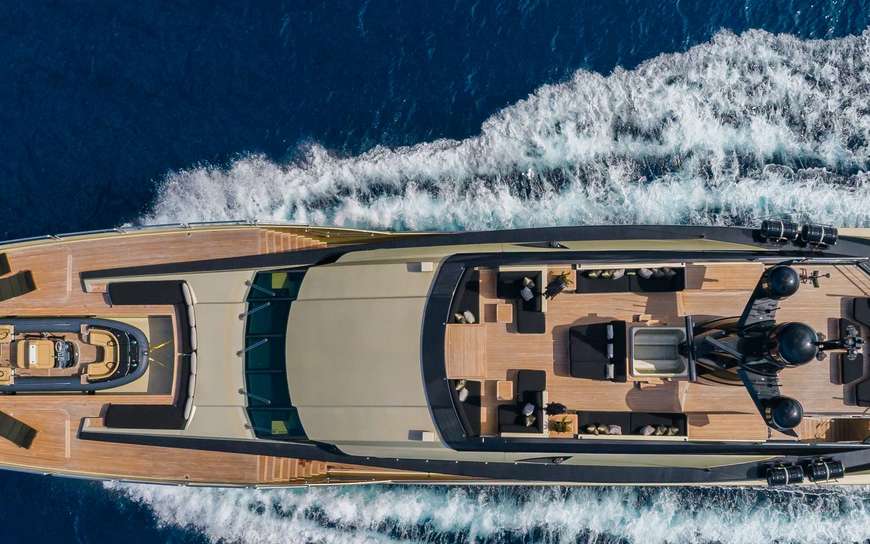 Yacht DB9 disponible aux Bahamas