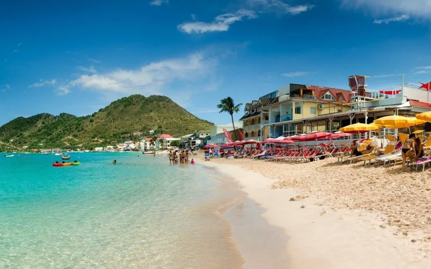 Restrictions de Voyage dans les Caraïbes