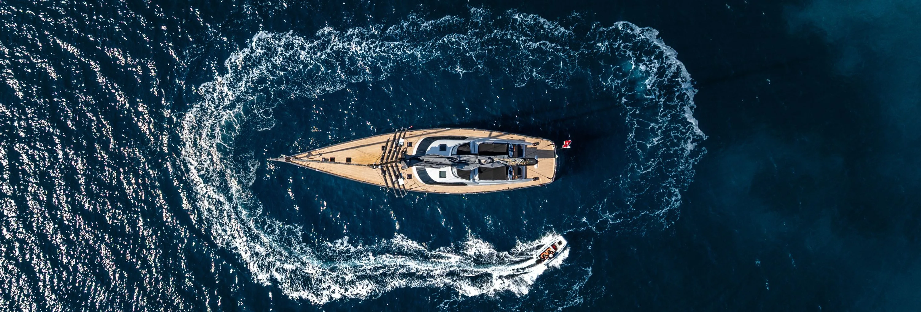 FREE AT LAST : Nouvelles Photos et Vidéo !