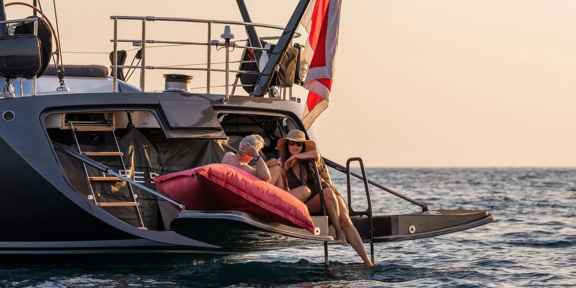 FREE AT LAST : Nouvelles Photos et Vidéo !