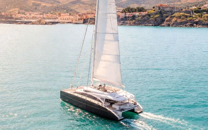 HOUBARA : le Sunreef 82 aux Caraïbes cet Hiver
