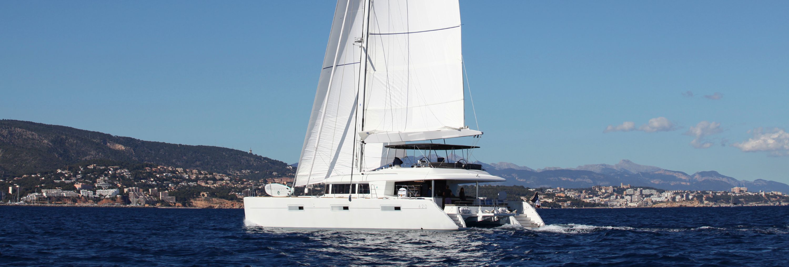 LADY M – Votre Évasion d'Été à Bord d’un Lagoon 620