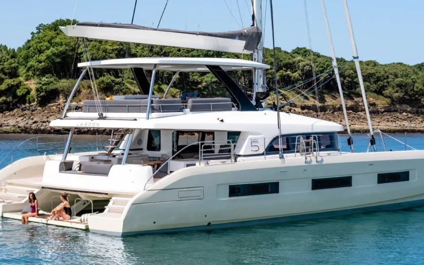 LADY ROSÉ : Une Croisière d'Exception dans les Caraïbes 