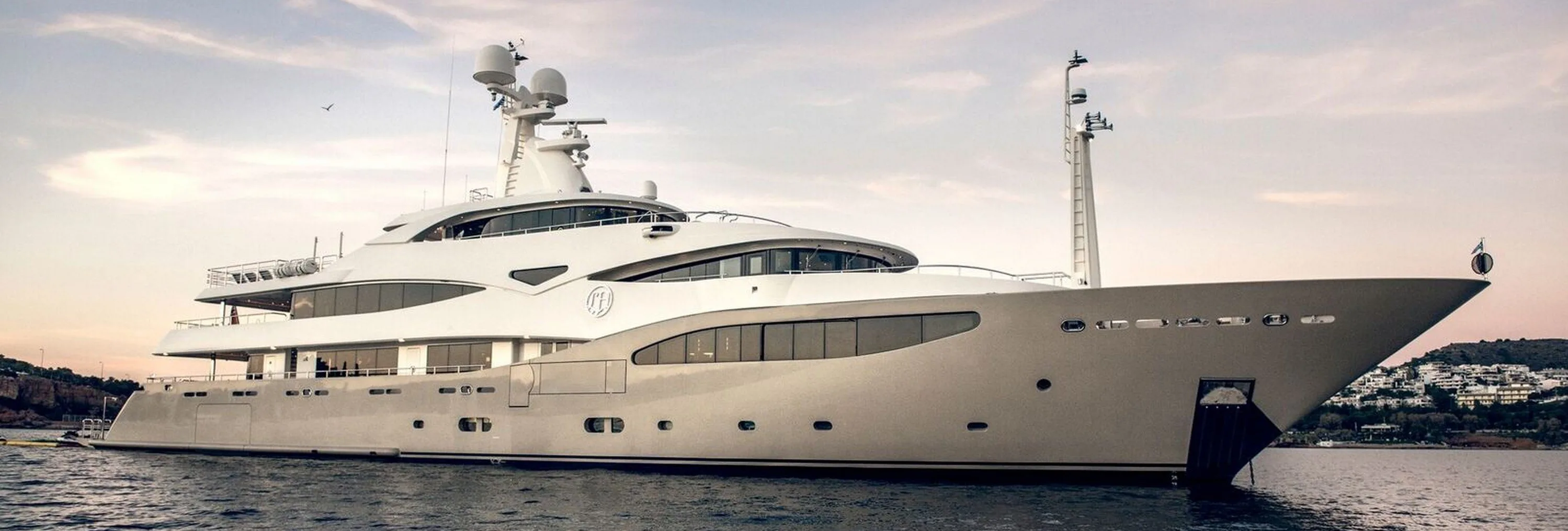 LIGHT HOLIC : disponible en Croatie cet été