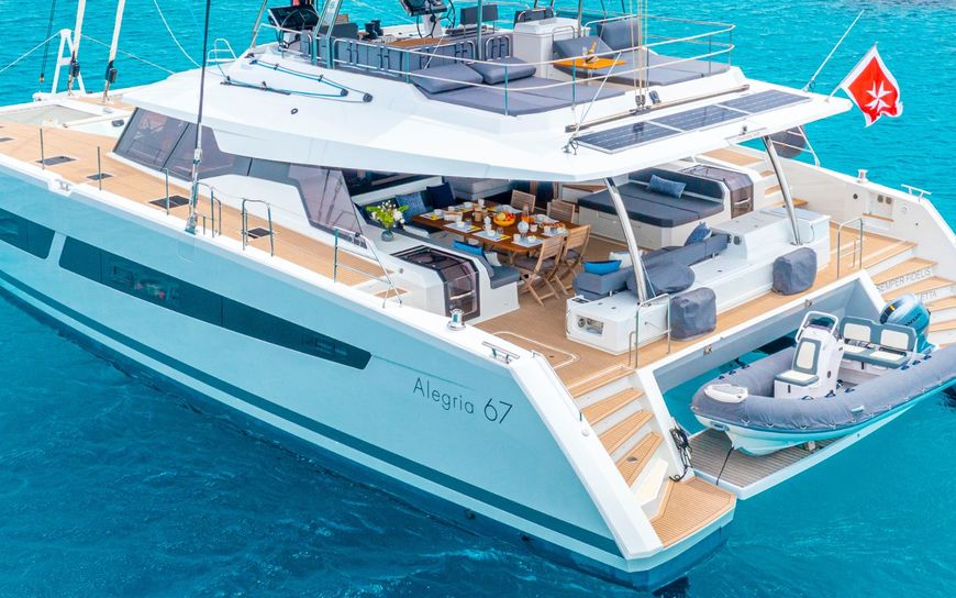 SEMPER FIDELIS : Nouveau Catamaran disponible à la location