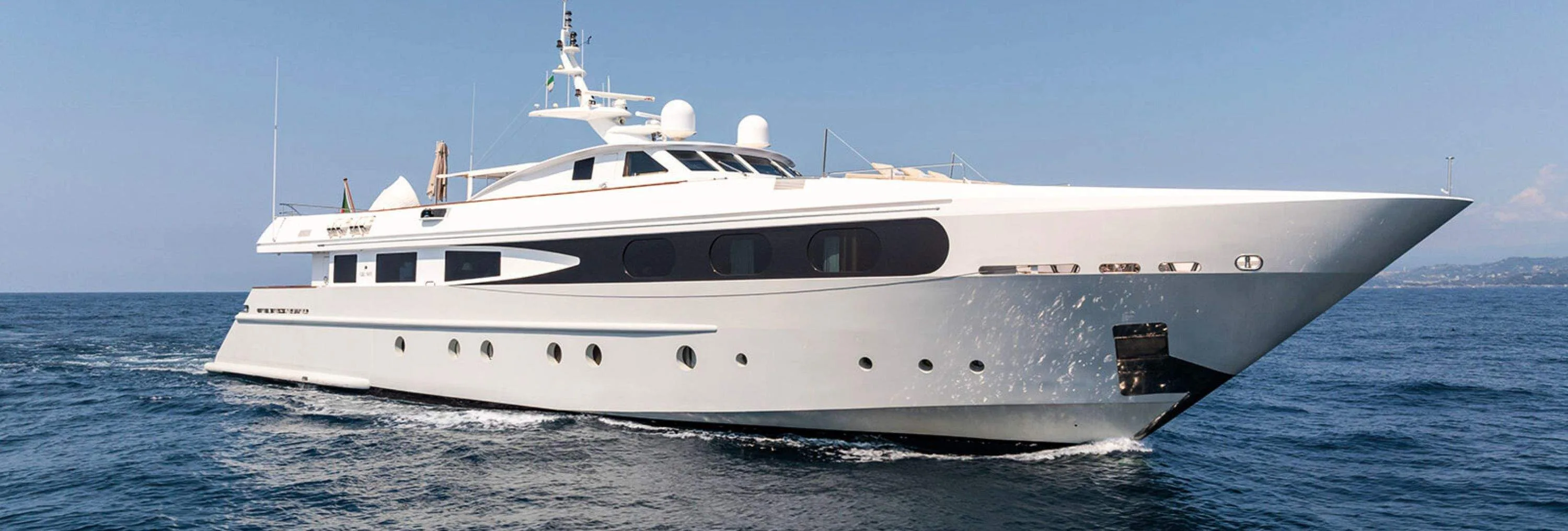 Yacht Moteur 41m SOPHIE BLUE : Offre Spéciale
