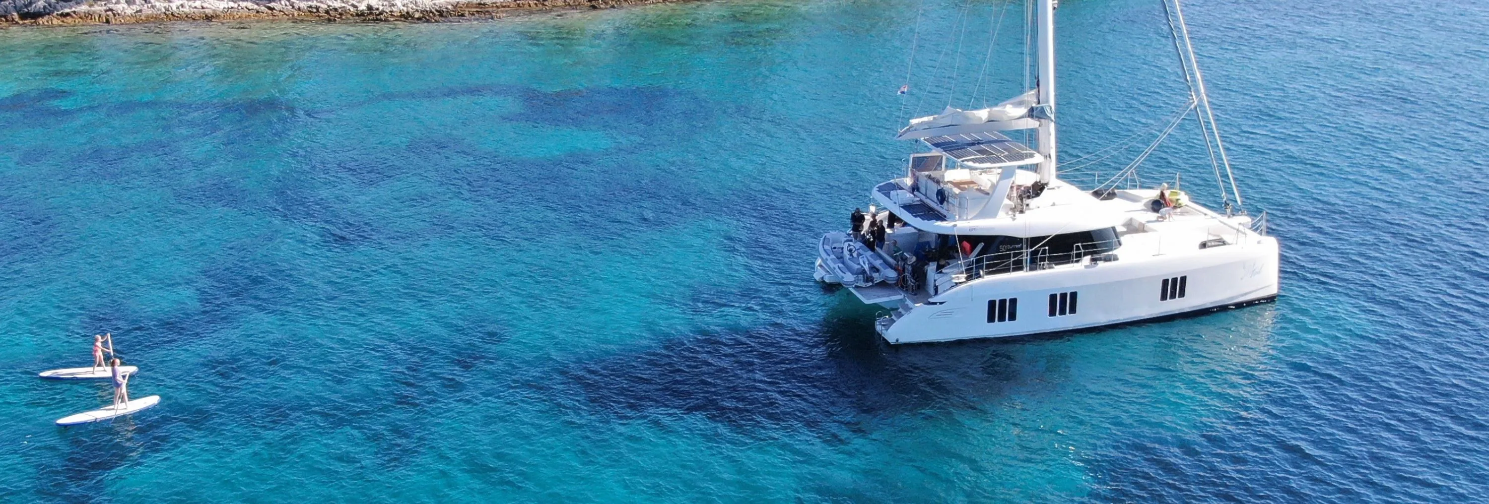 Explorez la Polynésie Française à Bord du Catamaran Sunreef Eco 50 TIRIL ; une croisière de Luxe Eco-Responsable