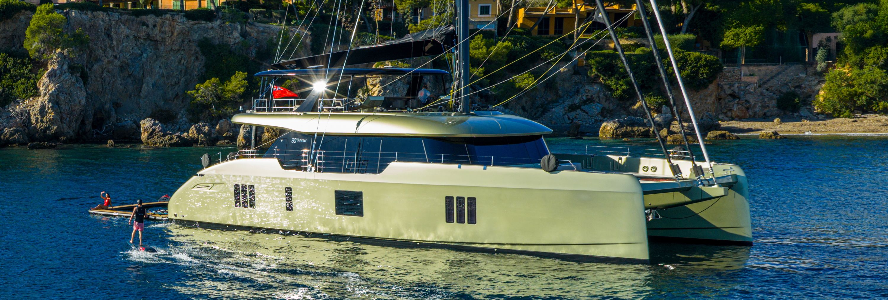 A‑PLAN : Nouveau catamaran disponible à la location !