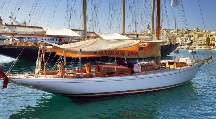 AMADOUR 1938, yacht classique à vendre