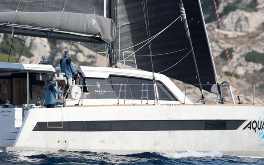 AQUA TERRA I : Explocat 52 hauturier à vendre