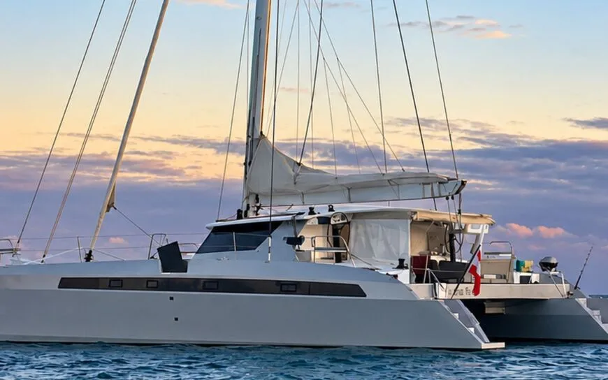 Alibi 54 BE THE FIRST : Un Catamaran de Performance en Carbone Désormais à Vendre