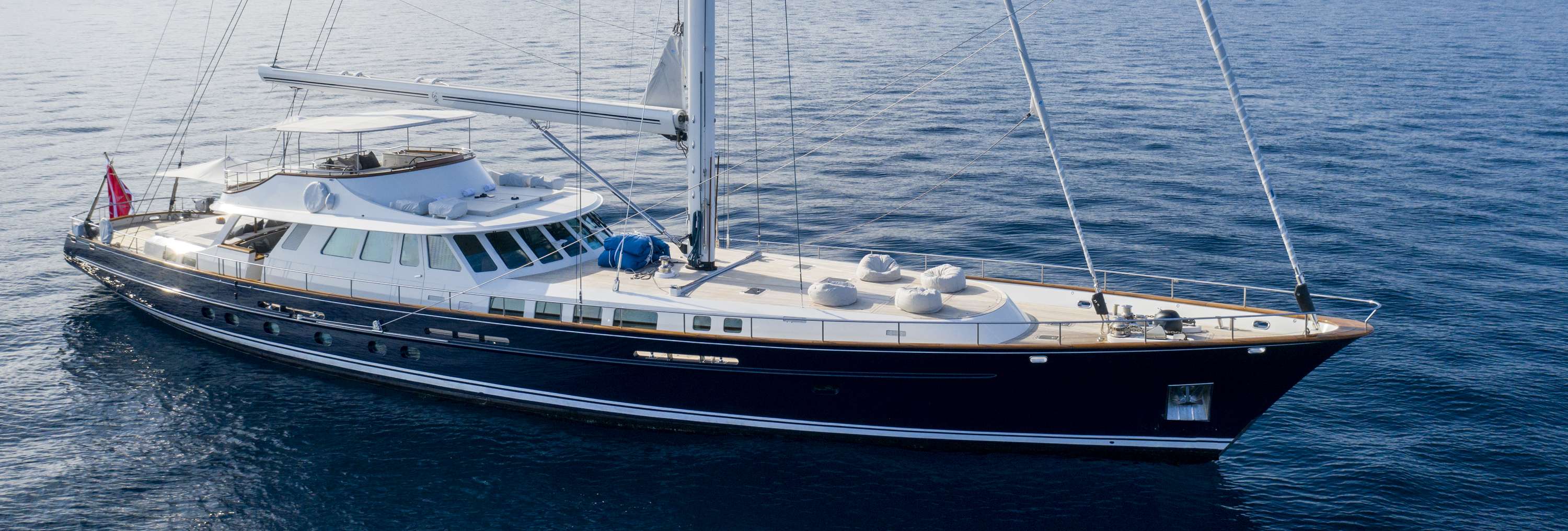 CORTO MALTESE ; Nouveau bateau à la vente