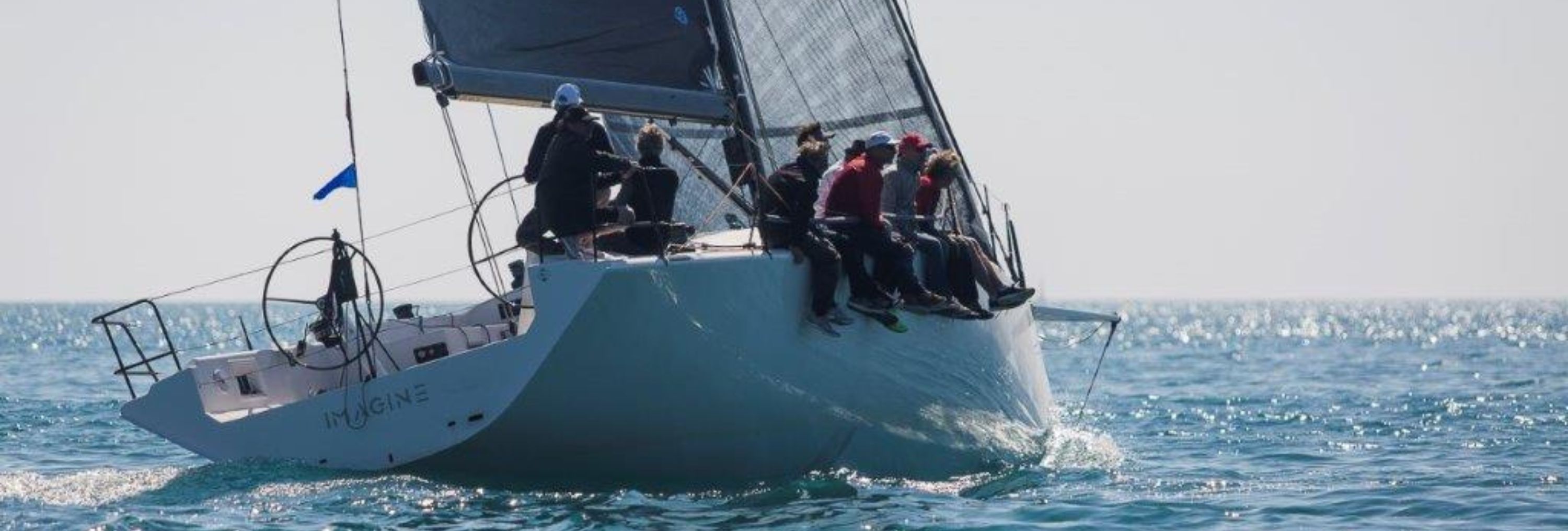 IMAGINE : Nouveau bateau de course à la vente