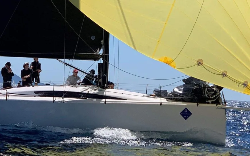 Sydney 43 GTS: Nouvelles Photos Disponibles!