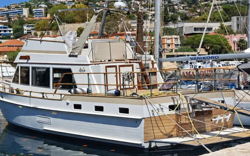 KENAPI TEN : Trawler Island Gypsy 44 Rénové en 2025 à Vendre