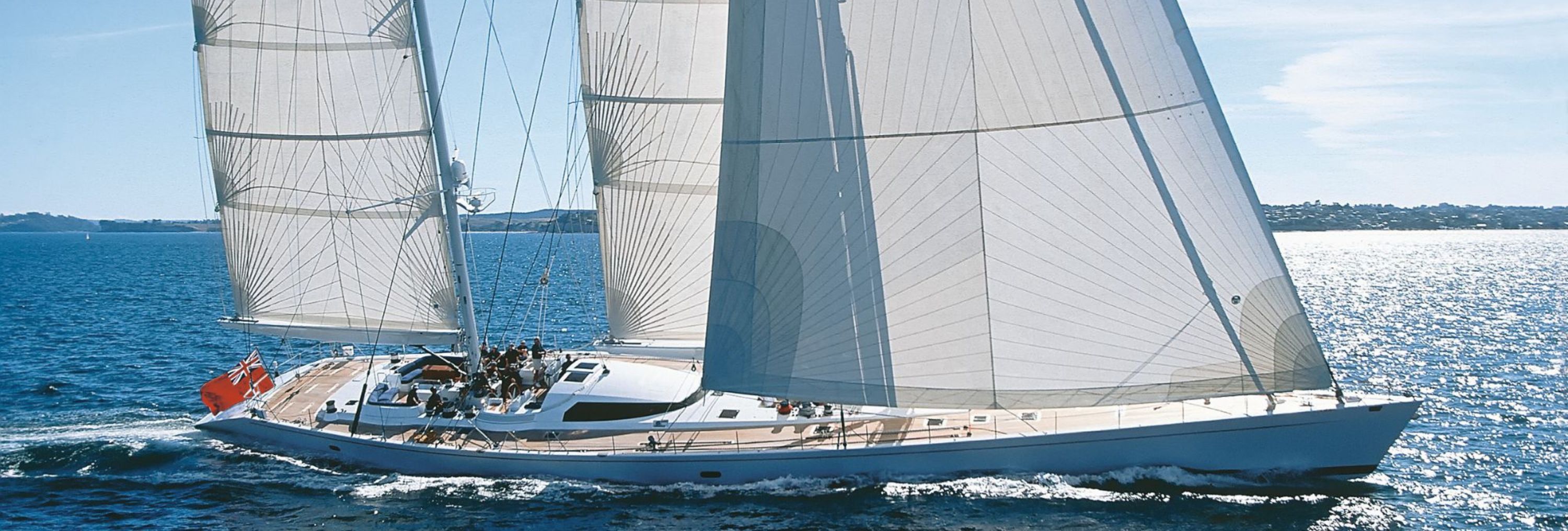 MARI CHA III : Superyacht d’Exception