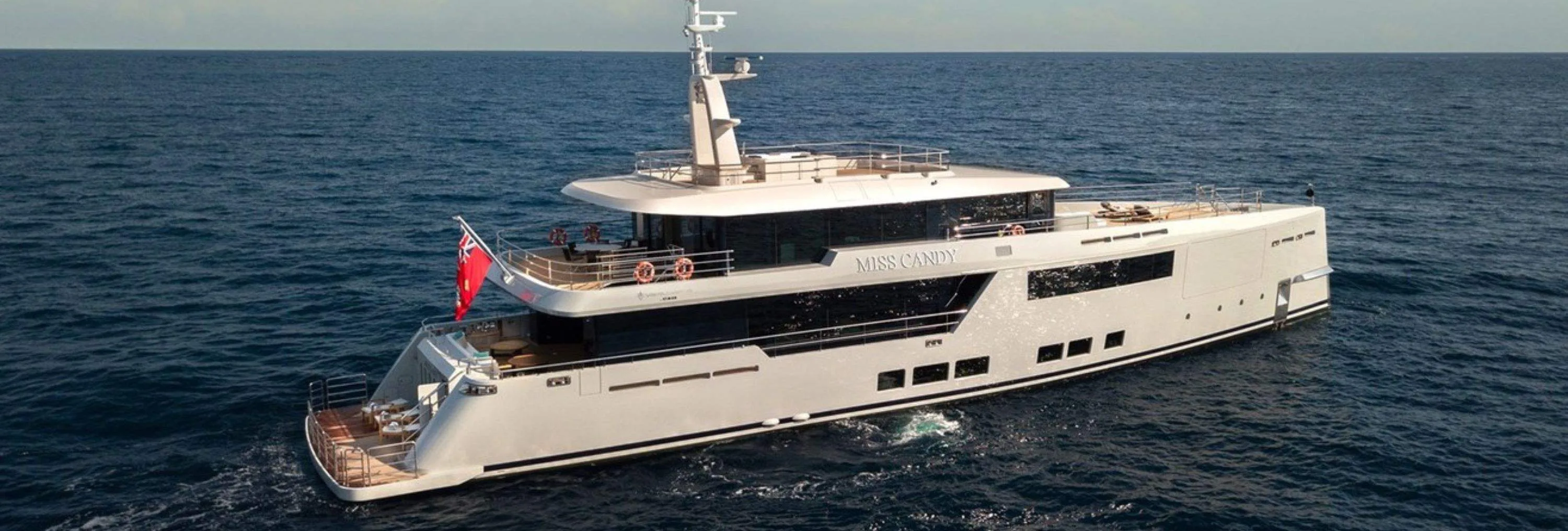 MISS CANDY: Catamaran à moteur disponible à la vente