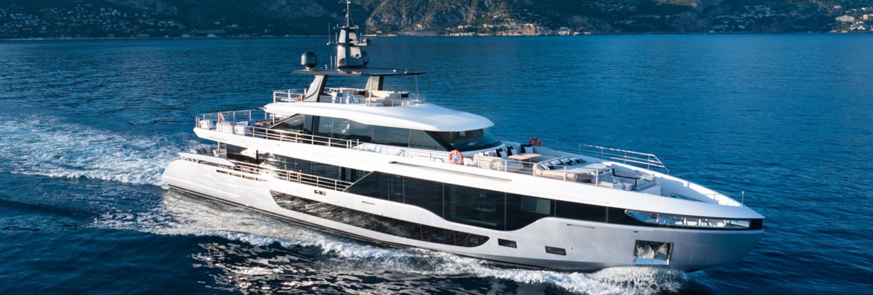 OCEAN ONE : Élégance italienne contemporaine