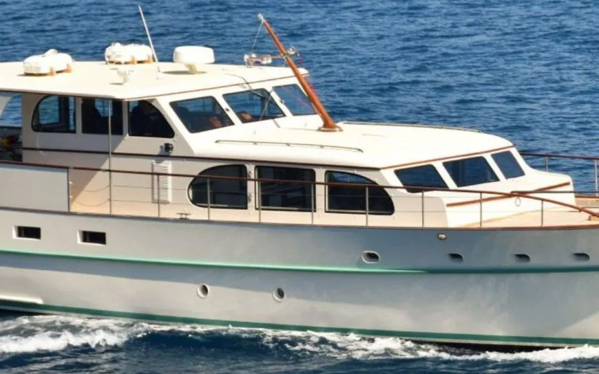 SALLY : Nouveau yacht à moteur disponible à la vente !
