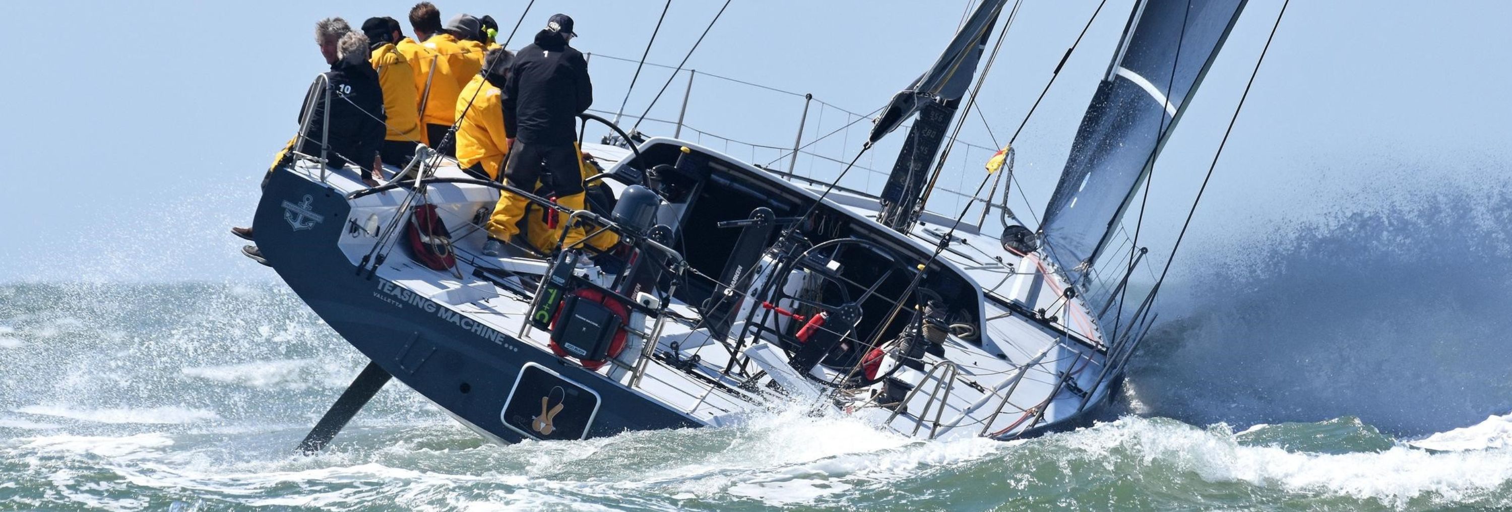 TEASING MACHINE, voilier de course hautement performant à vendre !