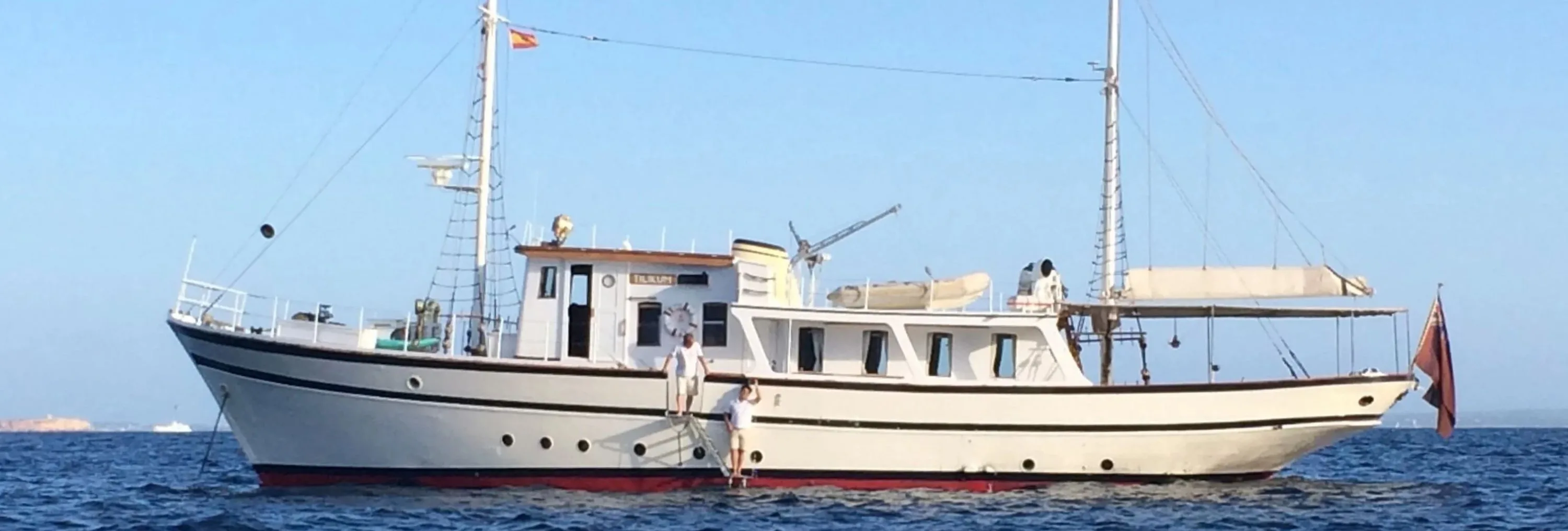 Barsanti TILIKUM DELTA : Un Yacht Classique en Bois de 1963 à Vendre