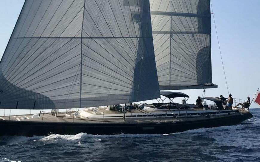 TUGELA I – L’élégance intemporelle d’un Swan 77