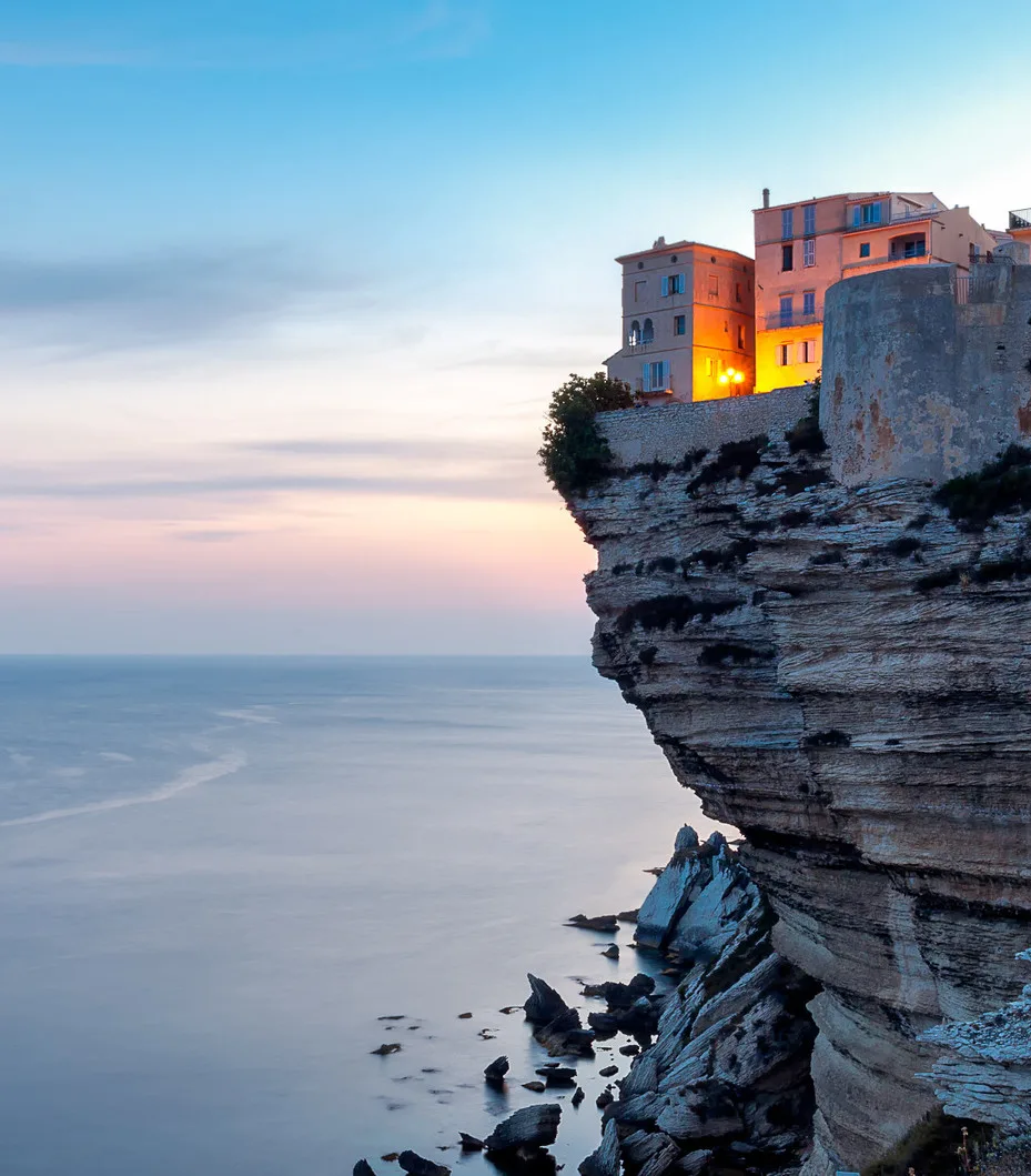 Entre Montagnes, paysages et eaux scintillantes