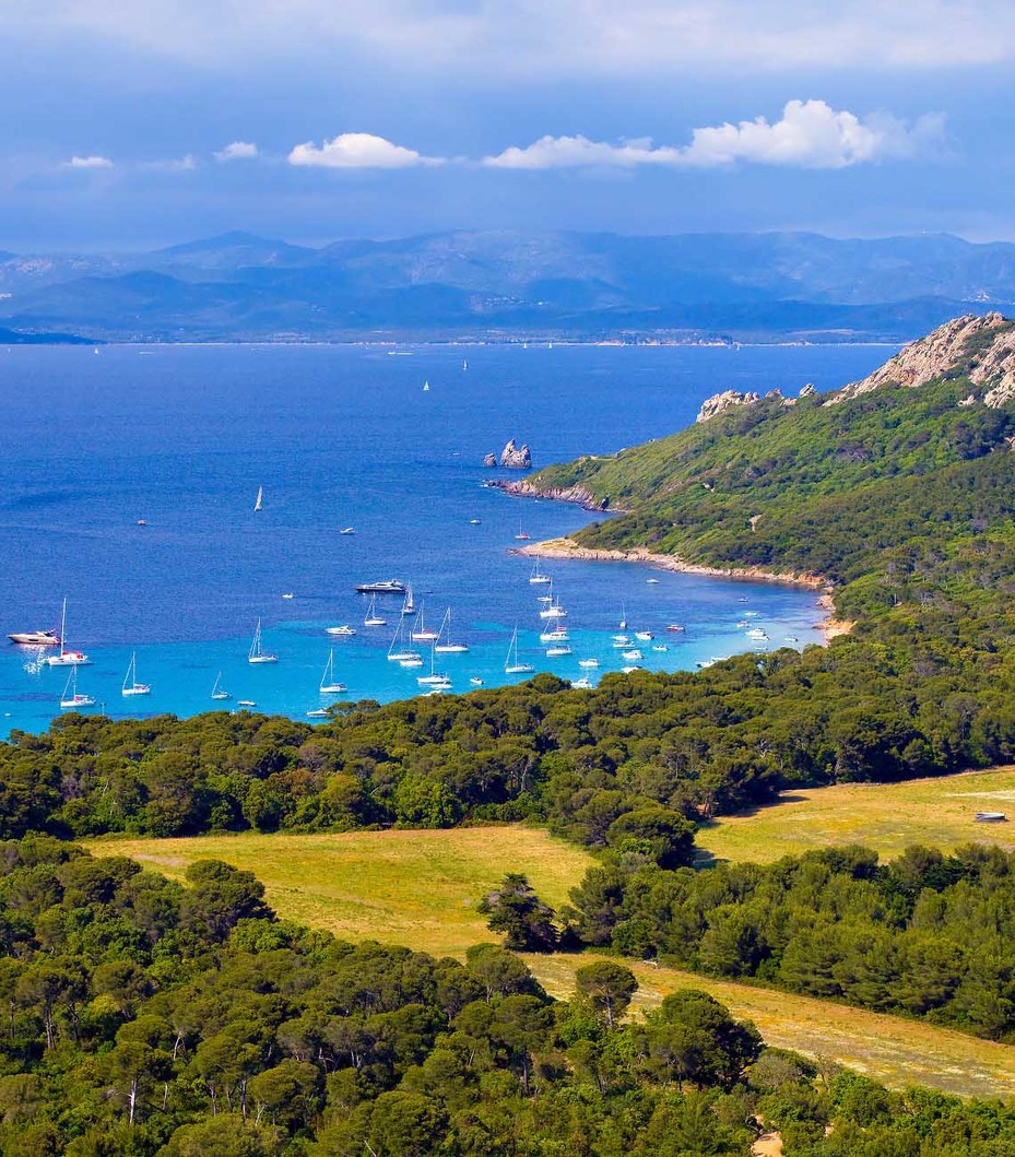Location de yacht sur la Côte d’Azur : une croisière idyllique