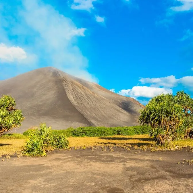 Mont Yasur, Tanna