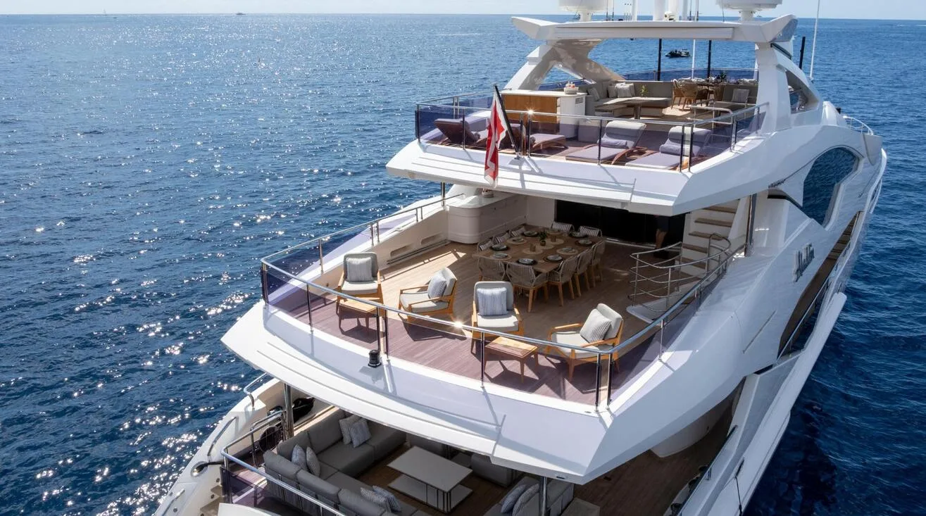 ALADDIN — Bateau à moteur 40,05 m (3)