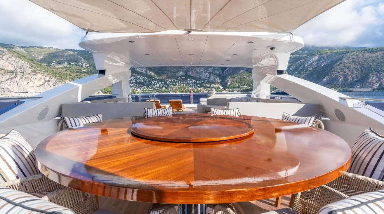 ALADDIN — Bateau à moteur 40,05 m (7)