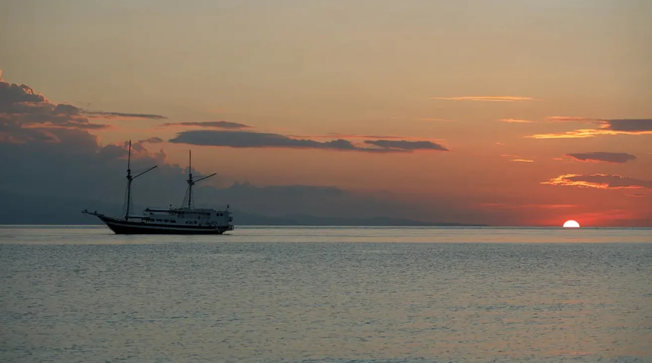 ALIIKAI VOYAGE — Bateau à moteur 40,00 m (4)