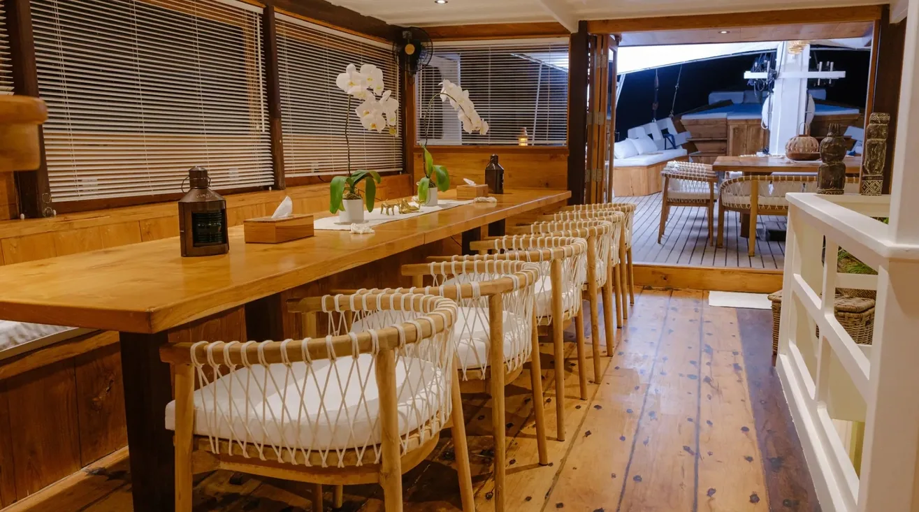 ALIIKAI VOYAGE — Bateau à moteur 40,00 m (7)