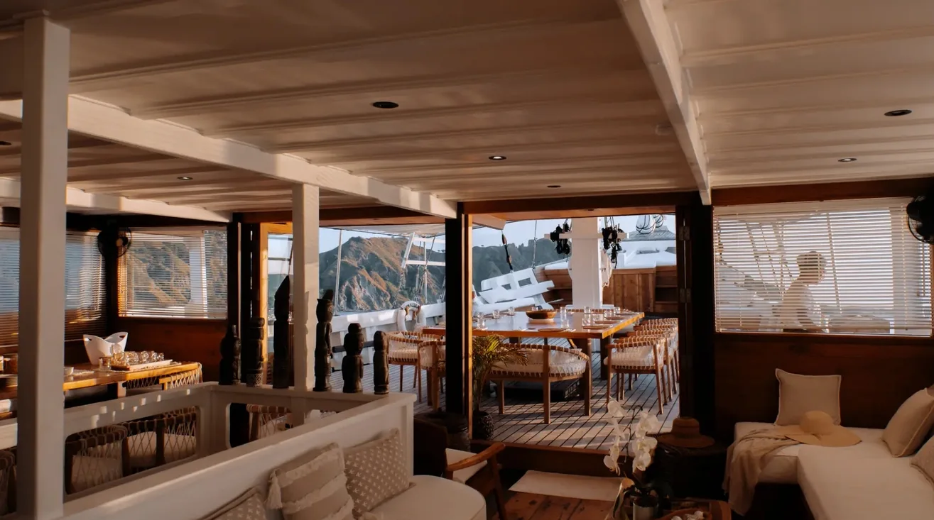 ALIIKAI VOYAGE — Bateau à moteur 40,00 m (11)