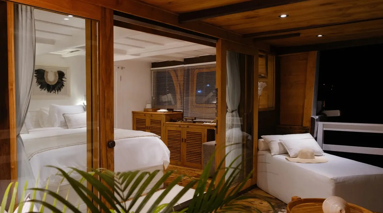 ALIIKAI VOYAGE — Bateau à moteur 40,00 m (16)