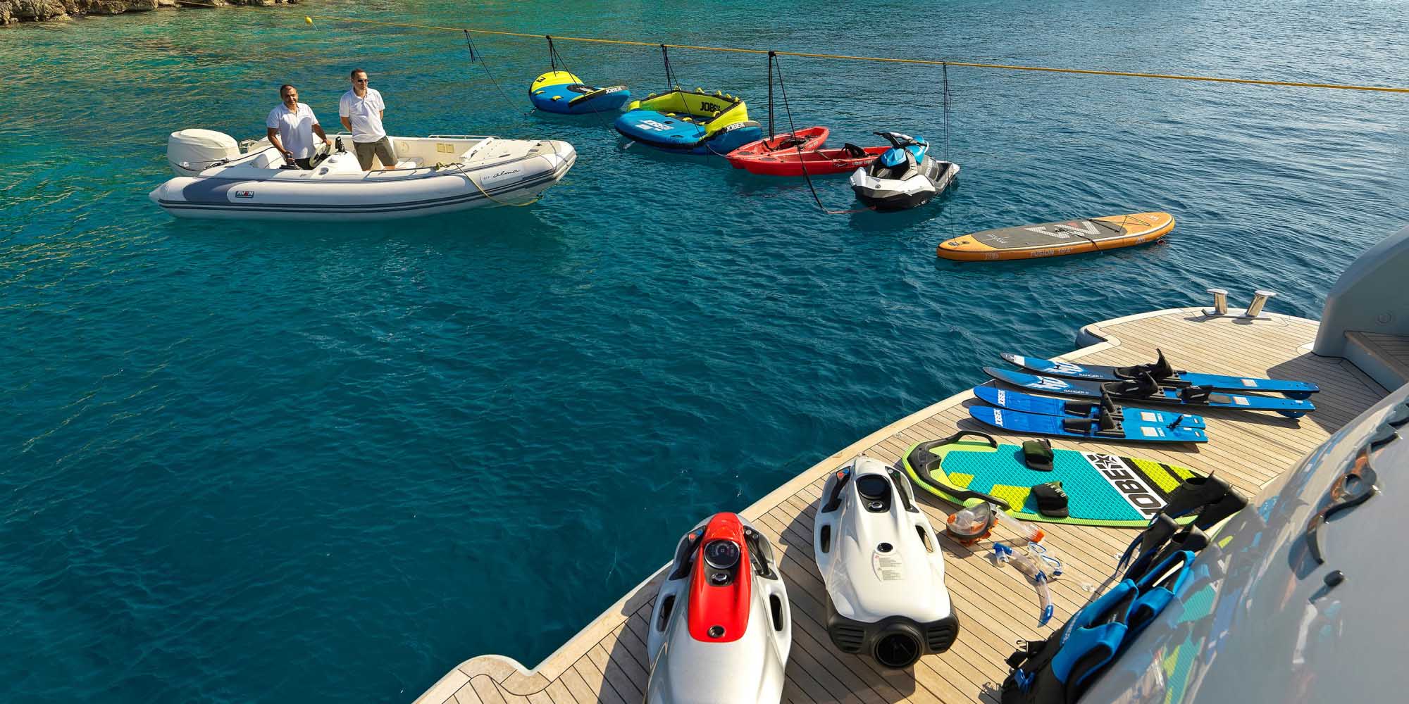 ALMA 113' Bateau à Moteur Bateau à la Location BGYB