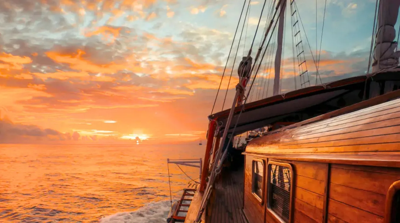 ANNE BONNY — Bateau à voile 30,00 m (5)