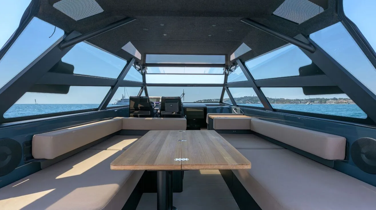 AXELLE 2 — Bateau à moteur 14,80 m (4)