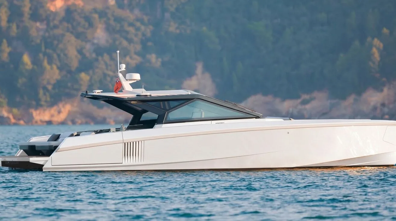 AXELLE 3 — Bateau à moteur 14,60 m