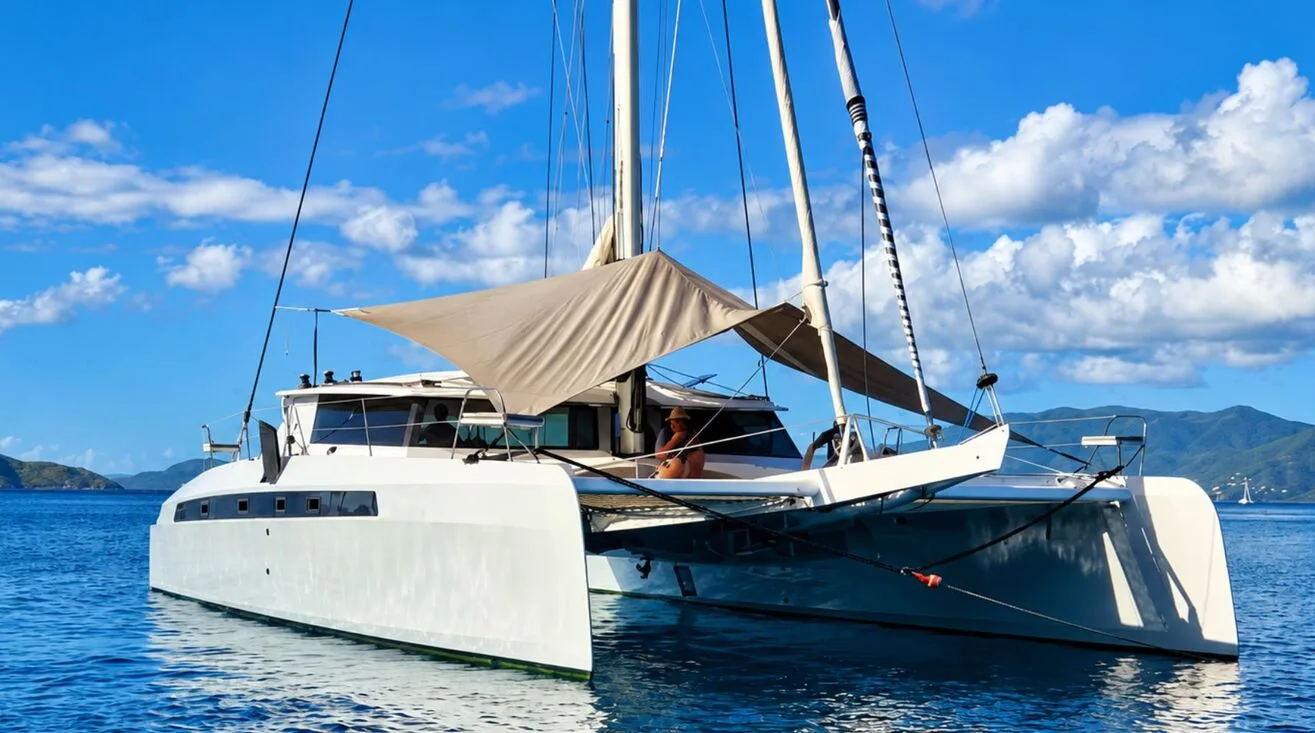 BE THE FIRST — Bateau à voile 17,37 m (3)
