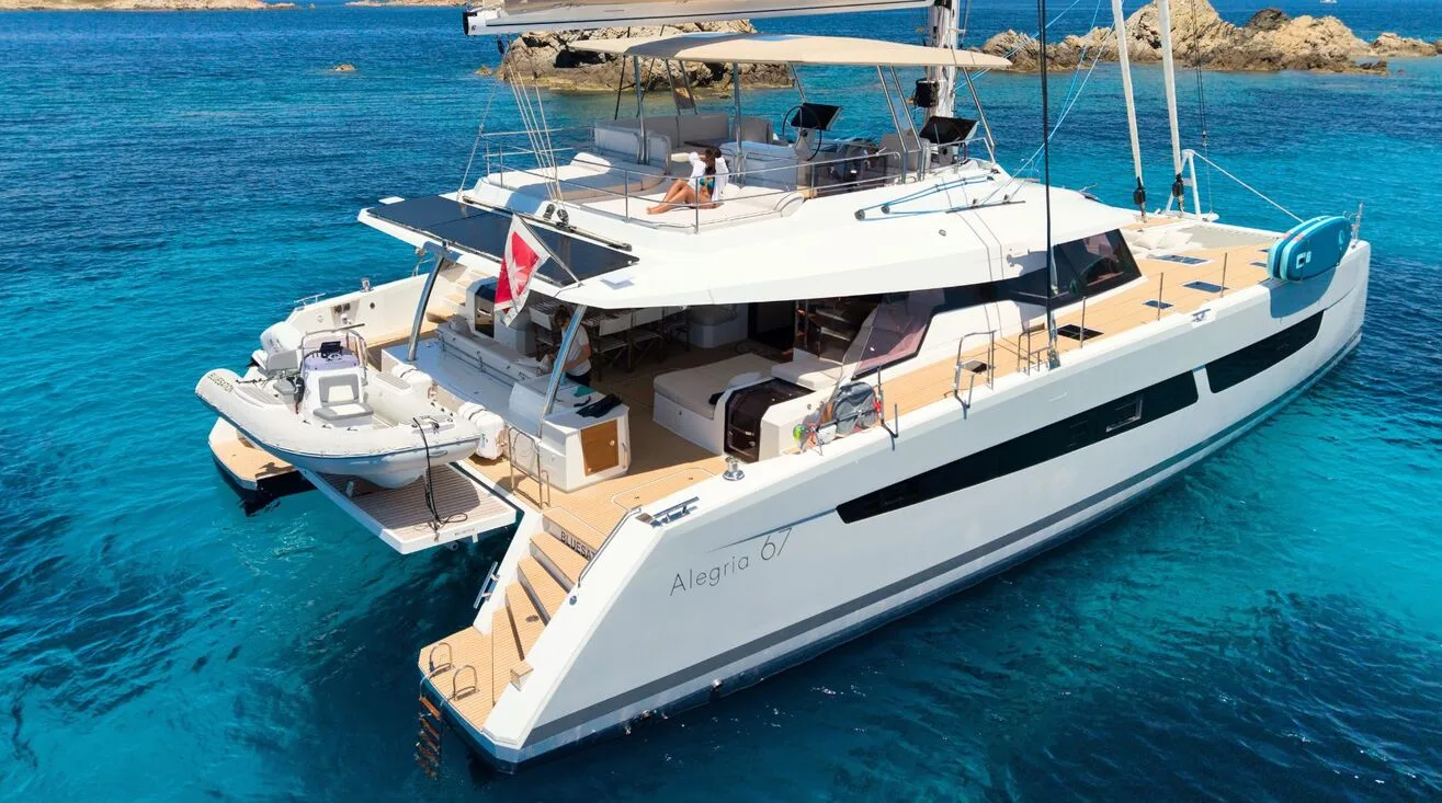 BLUESATION — Multicoque 20,36 m (5)