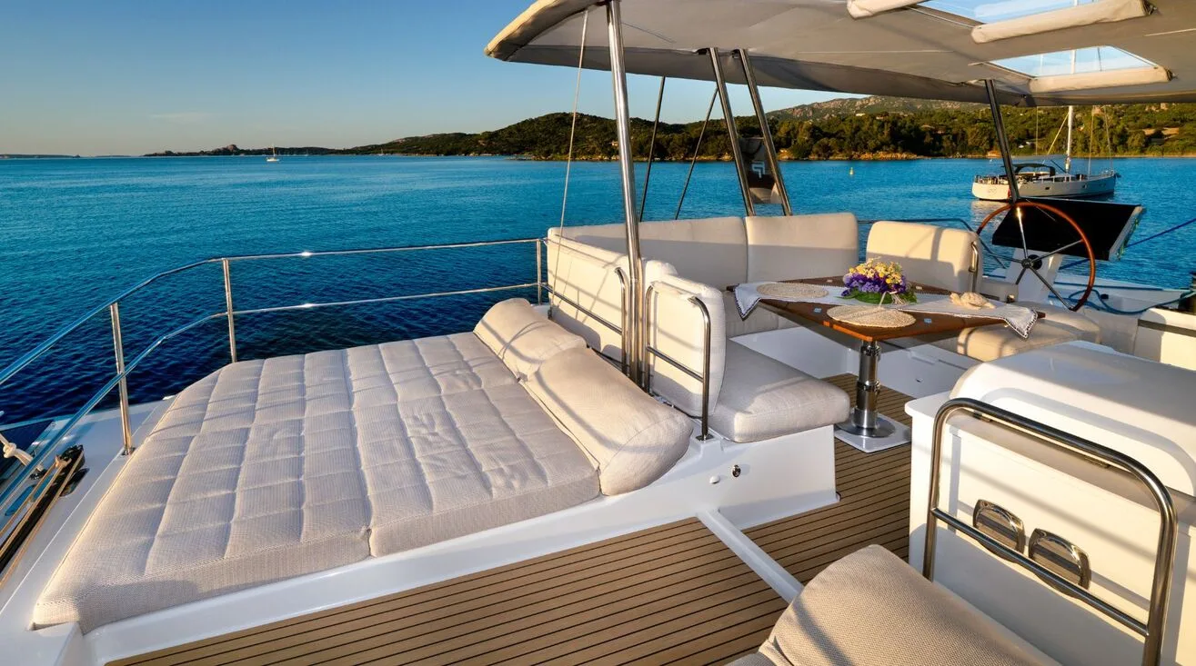 BLUESATION — Multicoque 20,36 m (7)