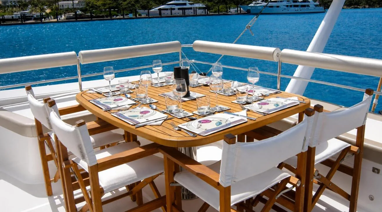 CATTITUDE — Multicoque 22,70 m (2)