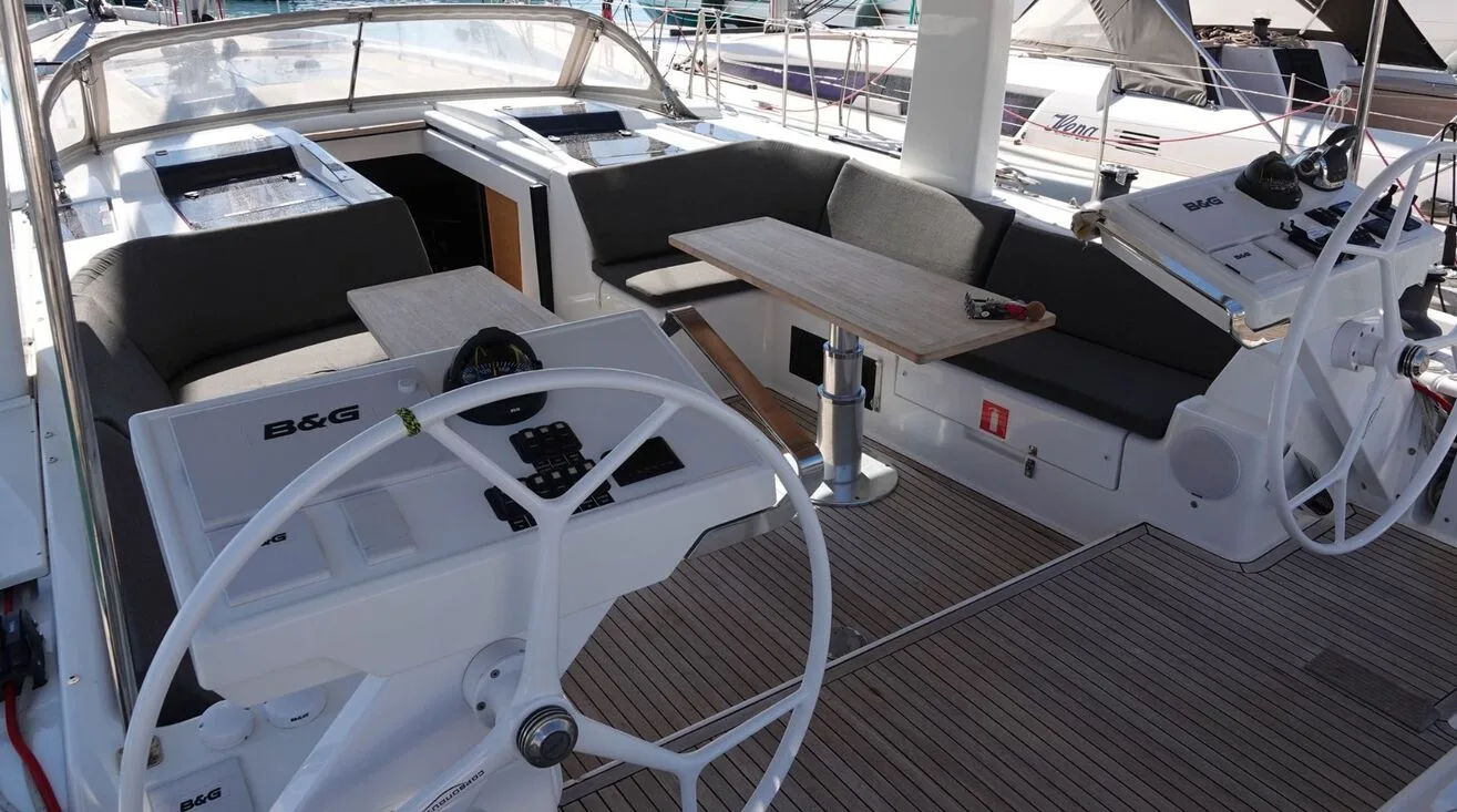CHOCOLAT — Bateau à voile 17,20 m (3)